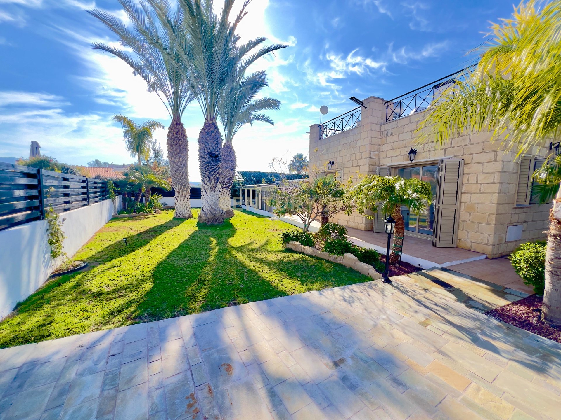3 bedrooms Villa in Agios Georgios, Paphos, Cyprus No. 55905