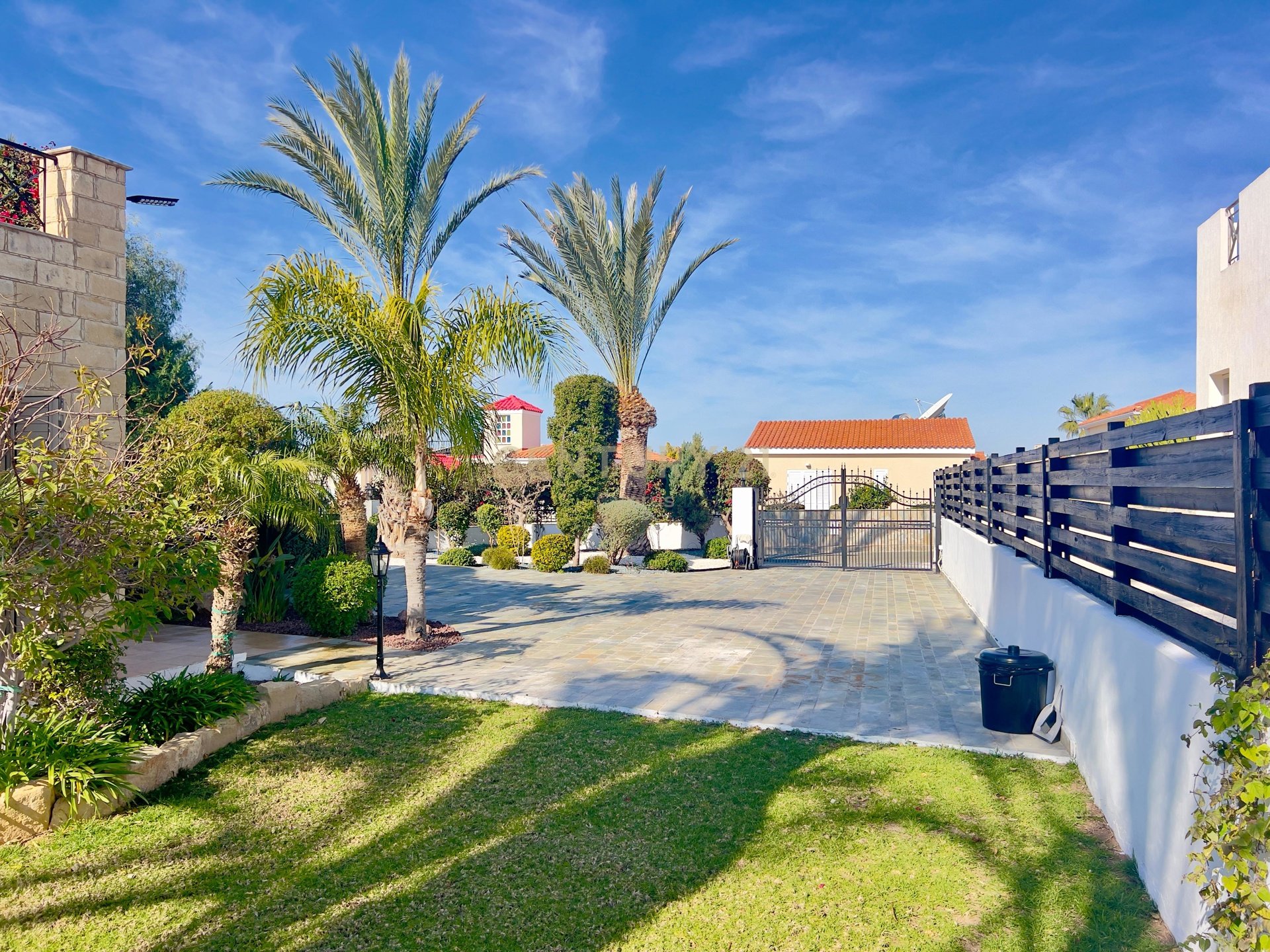 3 bedrooms Villa in Agios Georgios, Paphos, Cyprus No. 55905