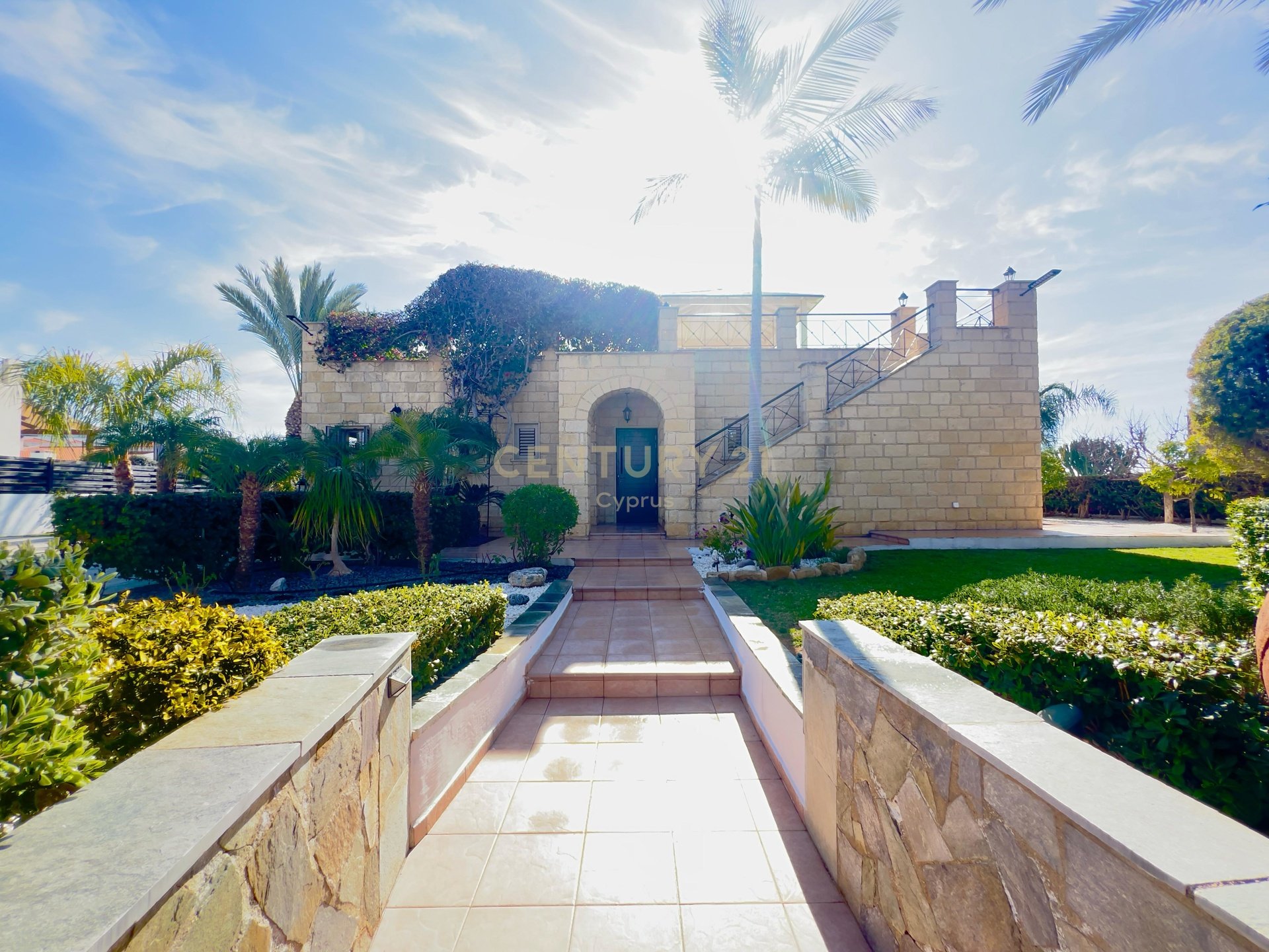3 bedrooms Villa in Agios Georgios, Paphos, Cyprus No. 55905
