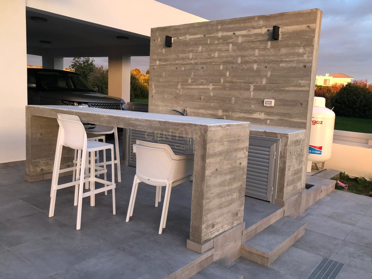 4 bedrooms Villa in Erimi, Limassol, Cyprus No. 55902