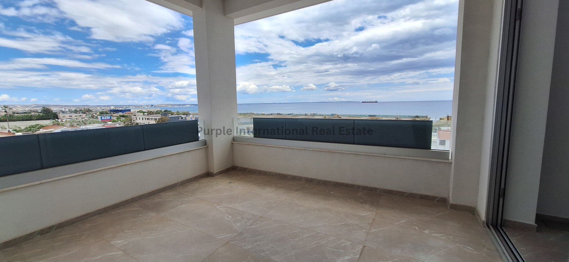 2 bedrooms Apartment in Livadia, Larnaka, Cyprus No. 37196