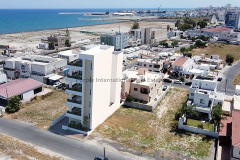 2 bedrooms Apartment in Livadia, Larnaka, Cyprus No. 37196