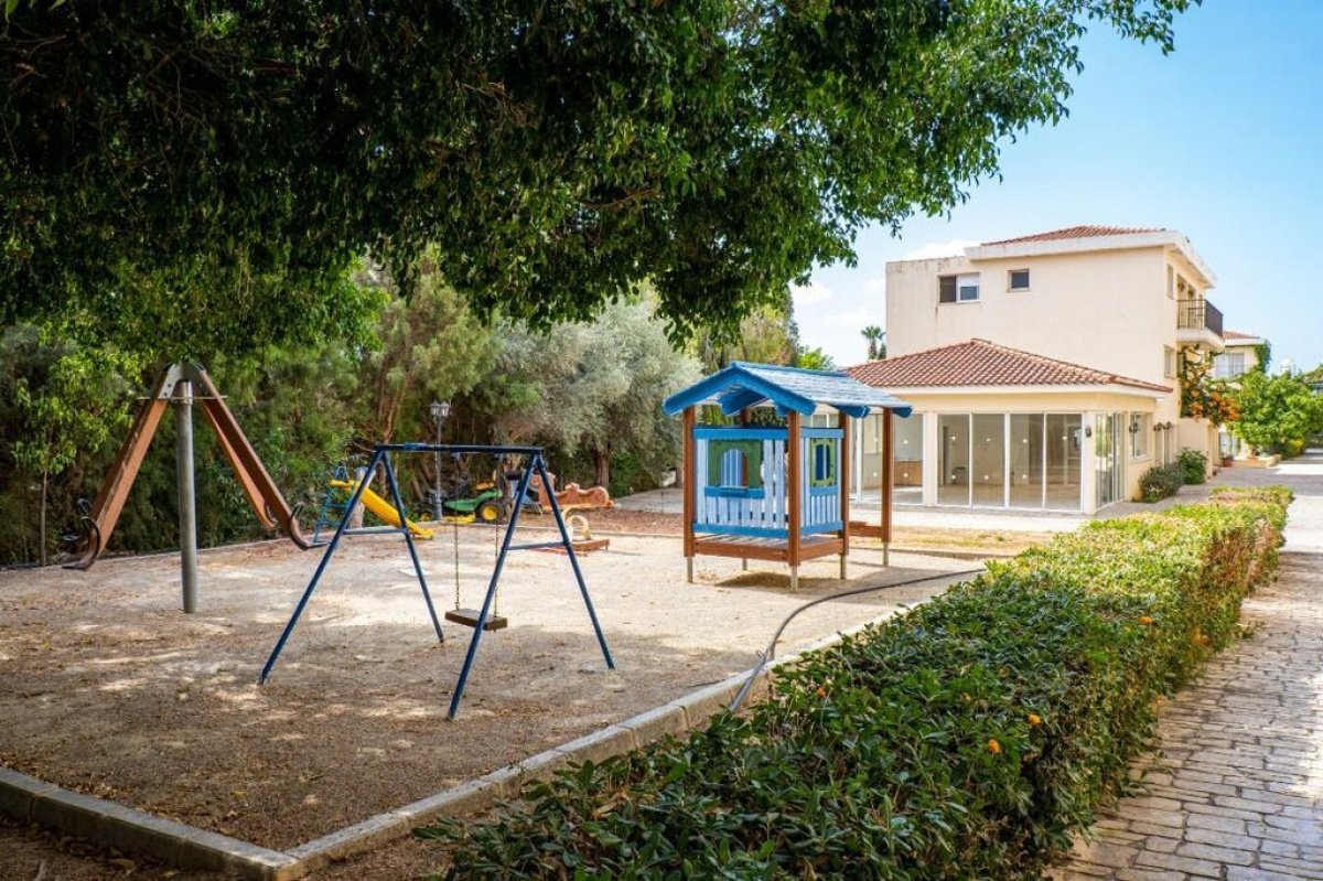 5395m2 Local comercial en Paphos, Chipre No. 37905