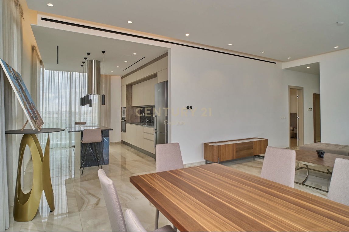3 bedrooms Penthouse in Germasogeia, Limassol, Cyprus No. 58570