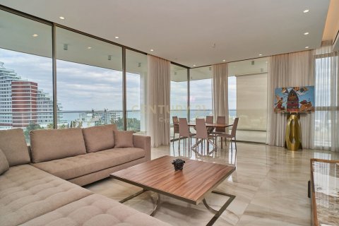 3 bedrooms Penthouse in Germasogeia, Limassol, Cyprus No. 58570