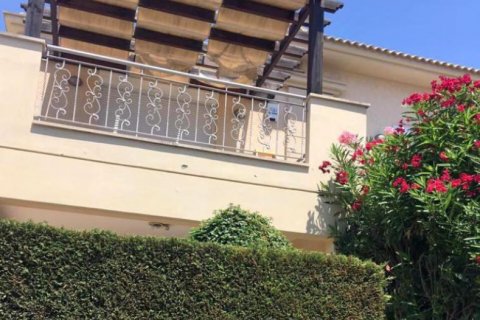 2 bedrooms Townhouse in Limassol, Cyprus No. 38449