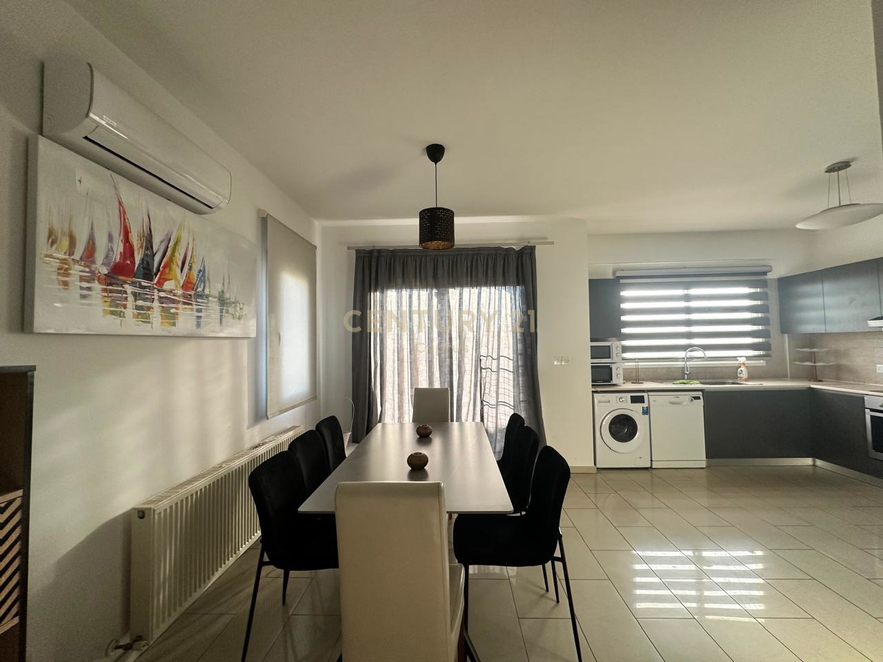 4 chambres Villa à Mouttagiaka, Limassol, Chypre No. 55367
