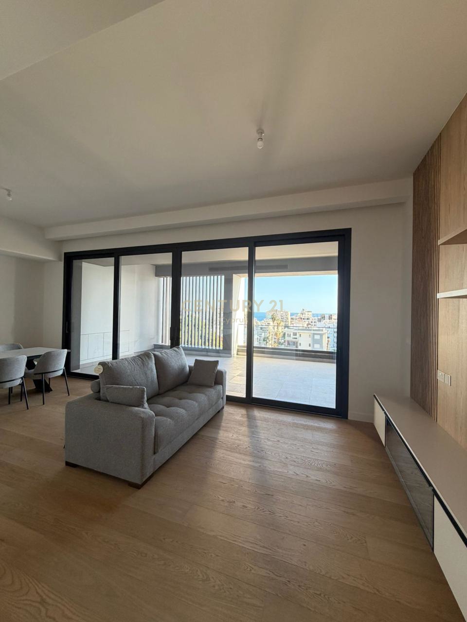 4 bedrooms Penthouse in Germasogeia, Limassol, Cyprus No. 55365