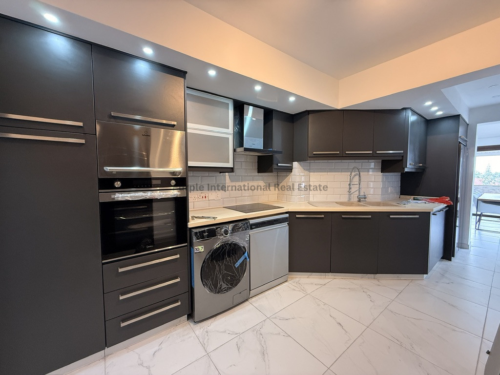 4 dormitorios Apartamento en Larnaca, Larnaka, Chipre No. 54965