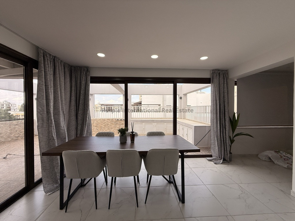 4 dormitorios Apartamento en Larnaca, Larnaka, Chipre No. 54965