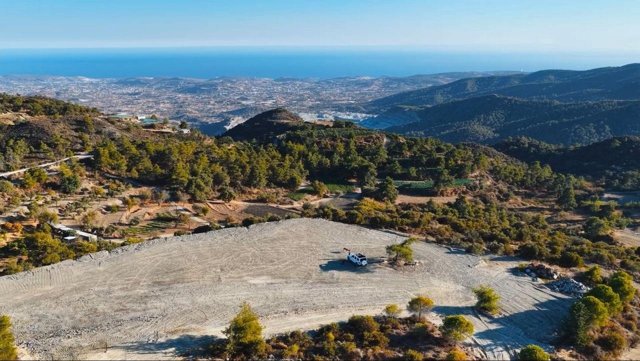 Land in Kellaki, Limassol, Cyprus No. 47073