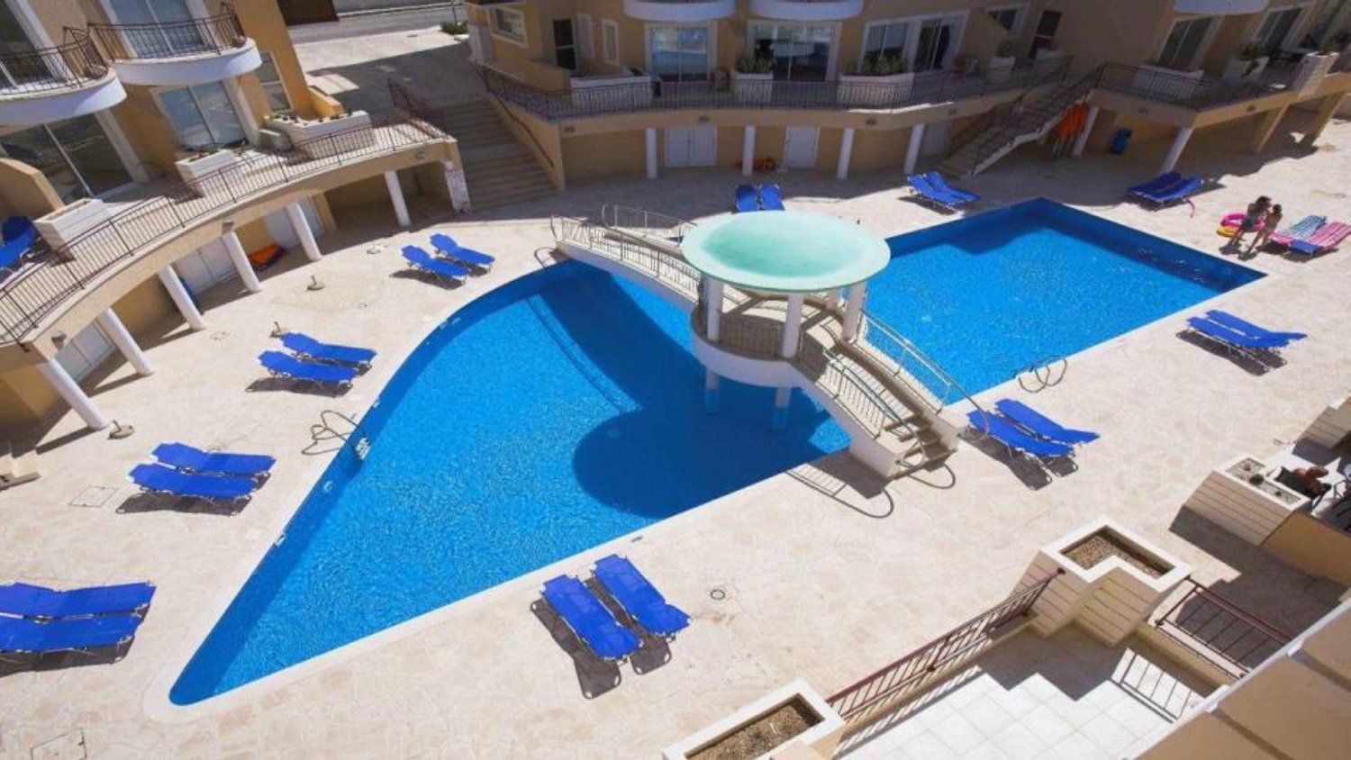 3 bedrooms Townhouse in Paphos, Cyprus No. 33141