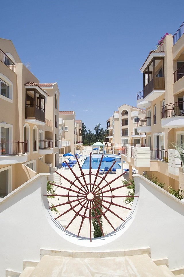 3 bedrooms Townhouse in Paphos, Cyprus No. 33141