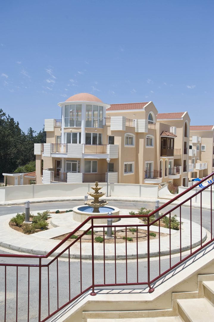 3 bedrooms Townhouse in Paphos, Cyprus No. 33141