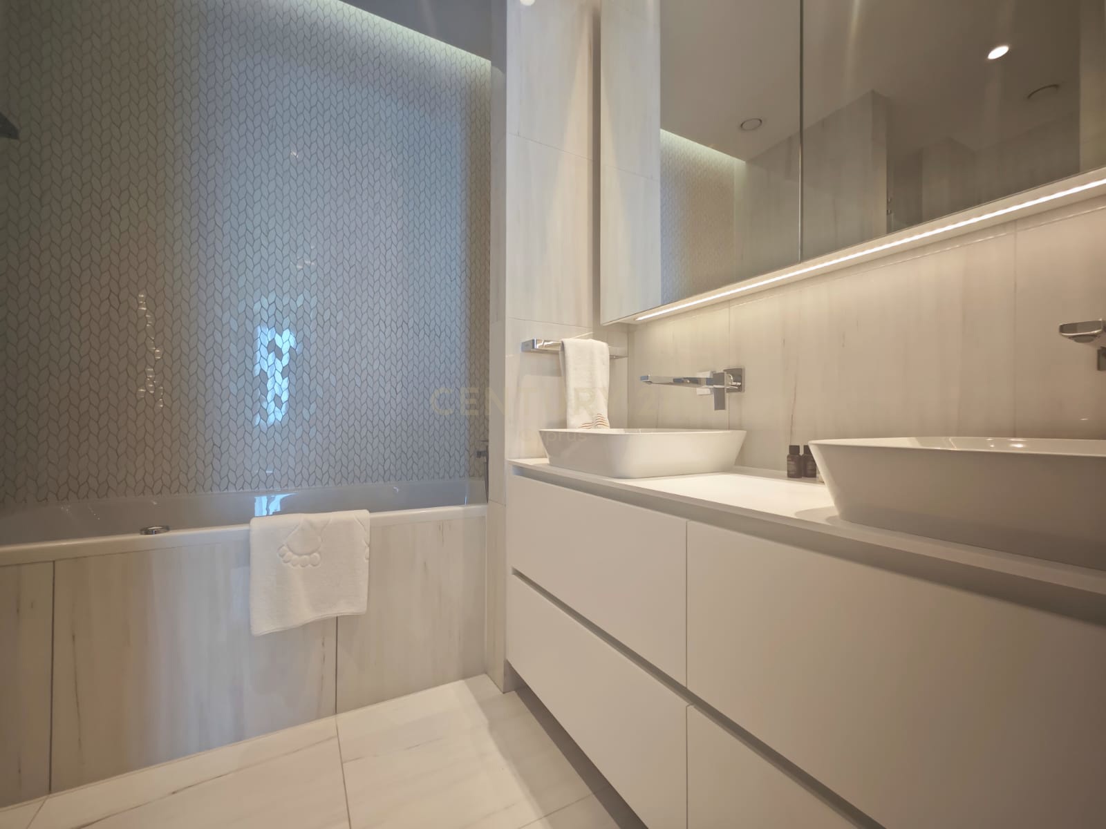 2 chambres Appartement à Germasogeia, Limassol, Chypre No. 56149