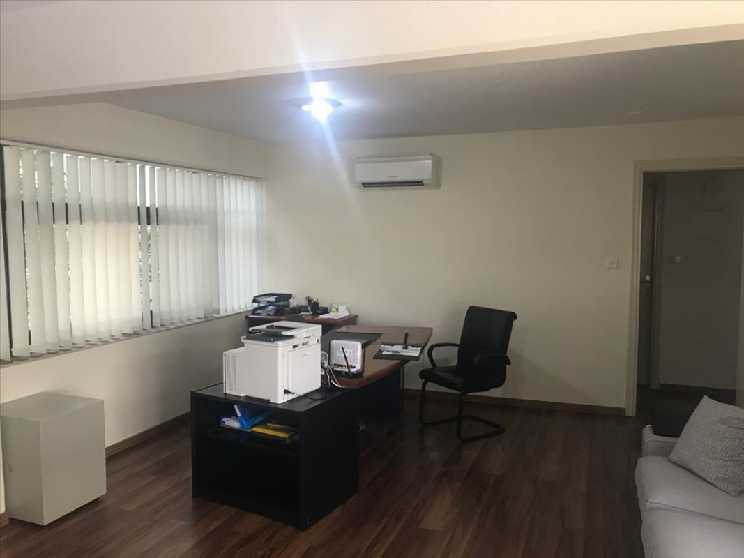 203m2 Commercial property in Nicosia, Cyprus No. 38530