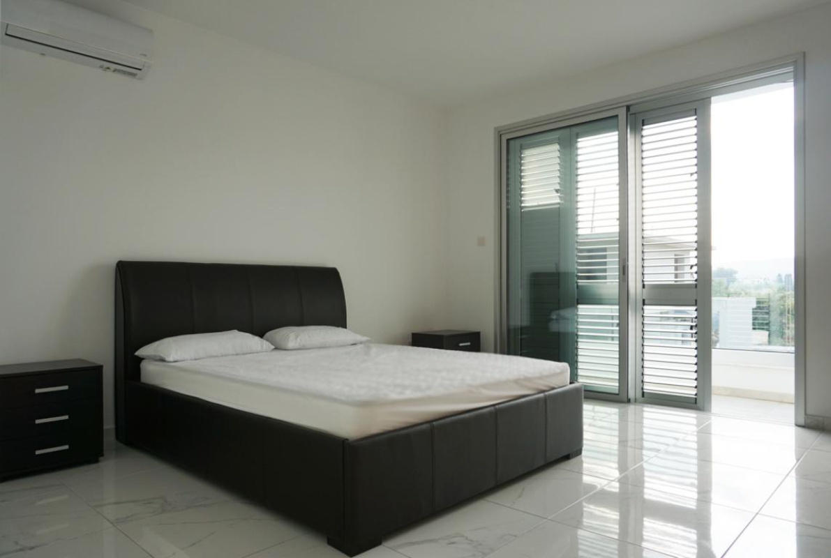 3 bedrooms Villa in Larnaca, Larnaka, Cyprus No. 38544