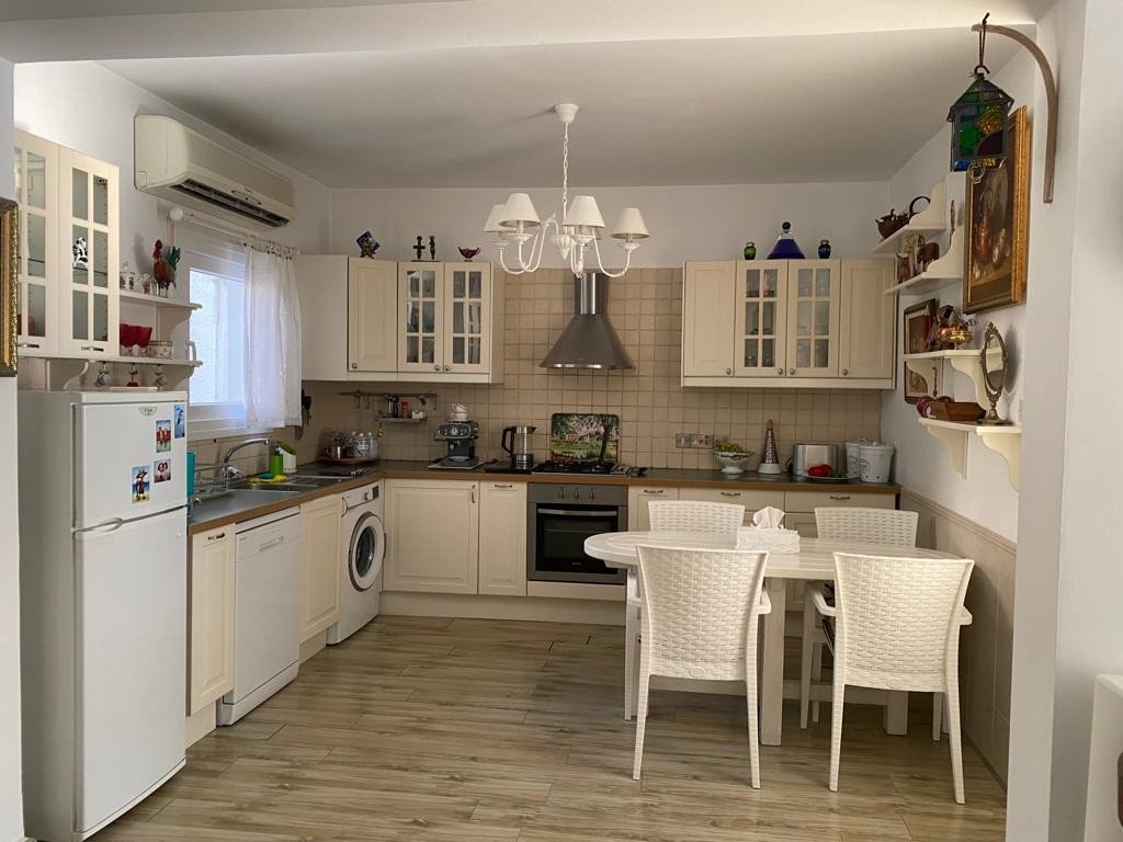 2 chambres Villa à Agios Tychonas, Limassol, Chypre No. 55704