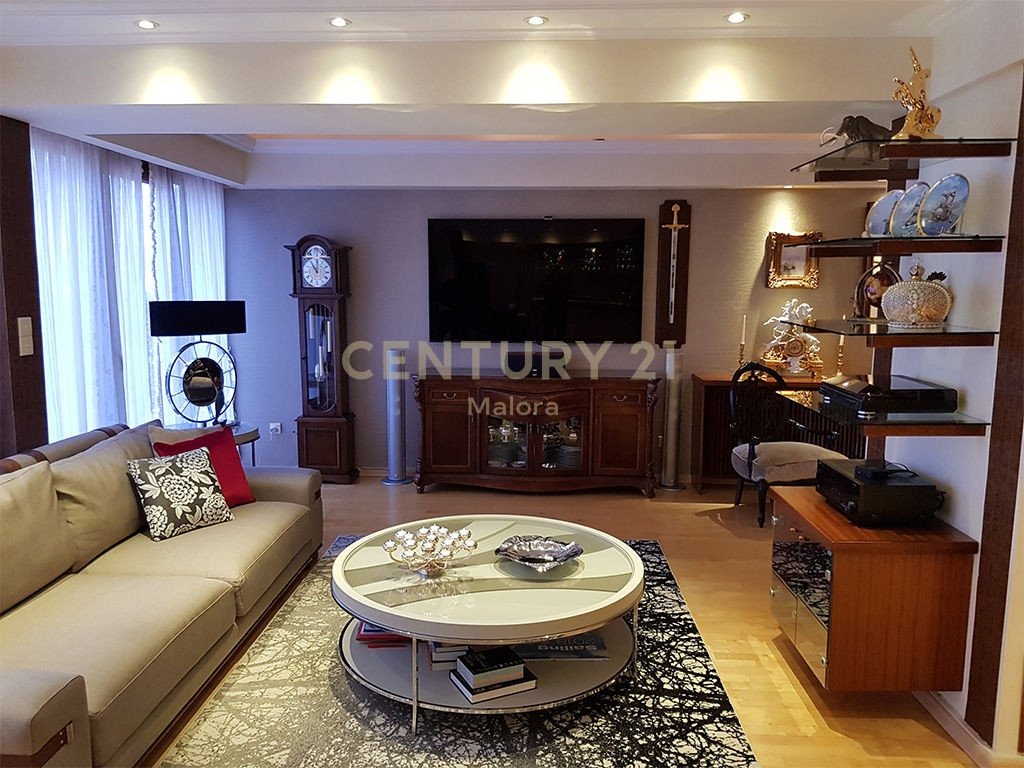 6 bedrooms Villa in Agios Tychonas, Limassol, Cyprus No. 55705