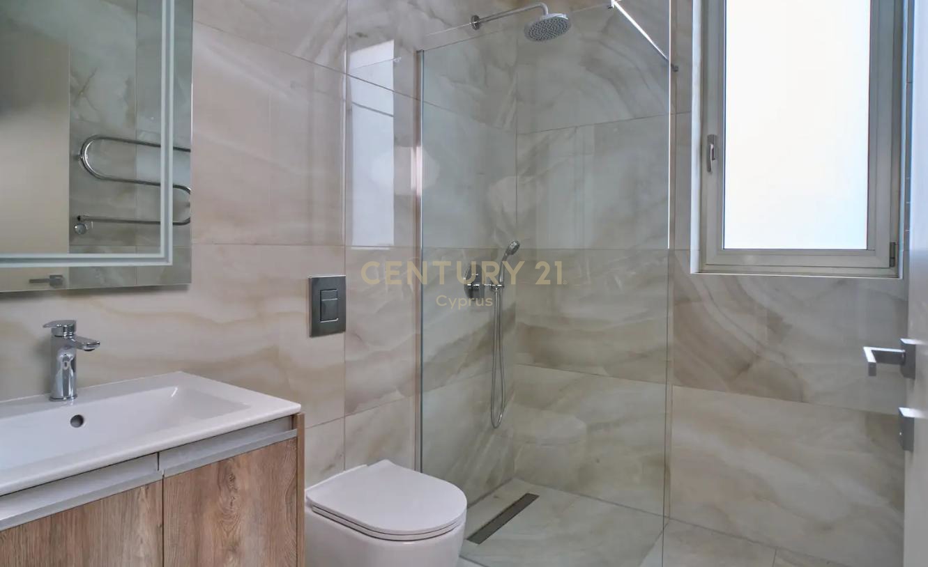 1 bedroom Apartment in Germasogeia, Limassol, Cyprus No. 55992