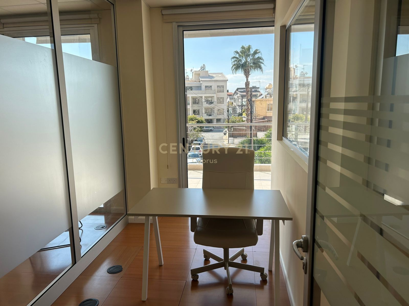 248m2 Bureau à Mesa Geitonia, Limassol, Chypre No. 55125