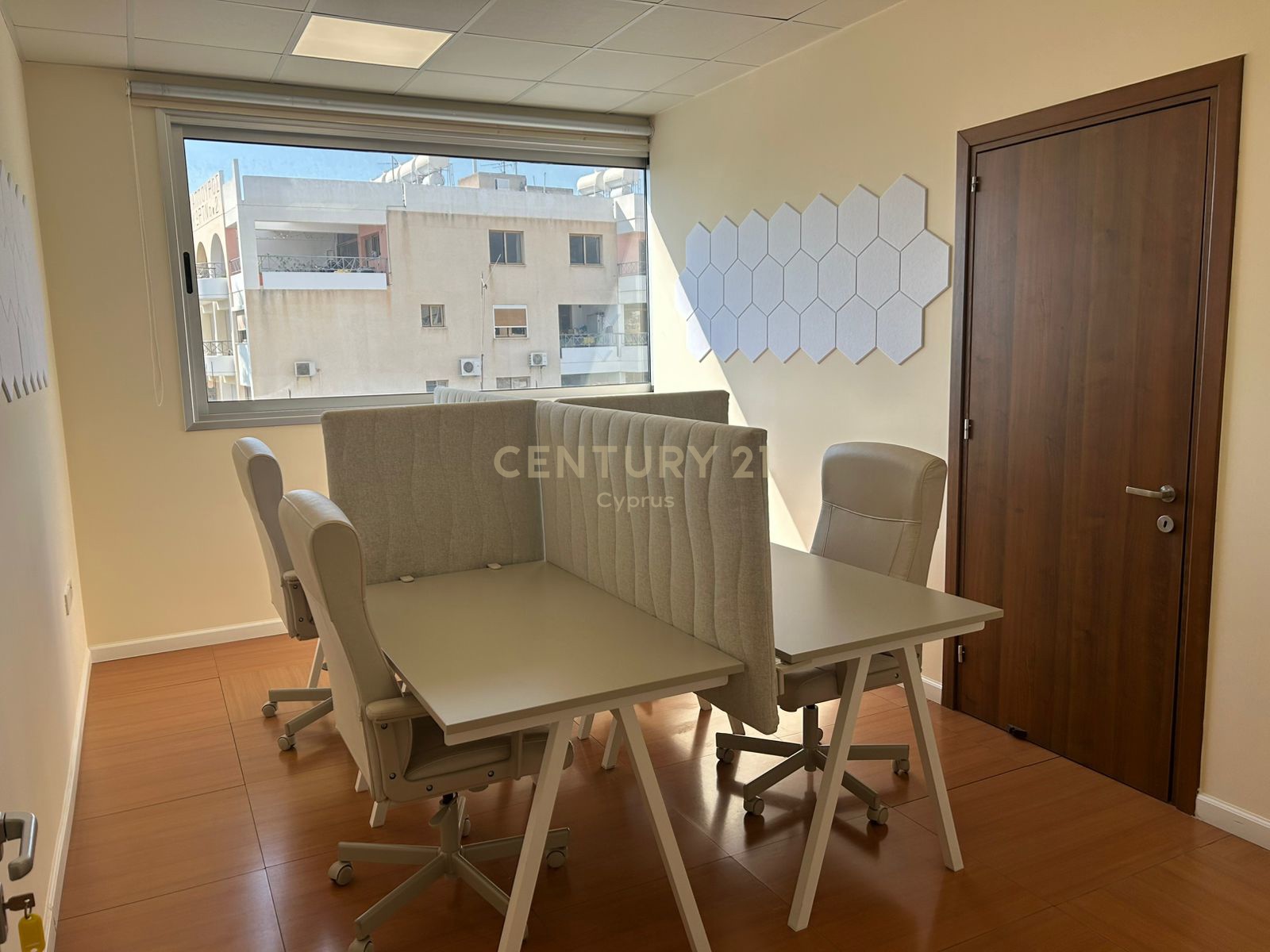 248m2 Bureau à Mesa Geitonia, Limassol, Chypre No. 55125