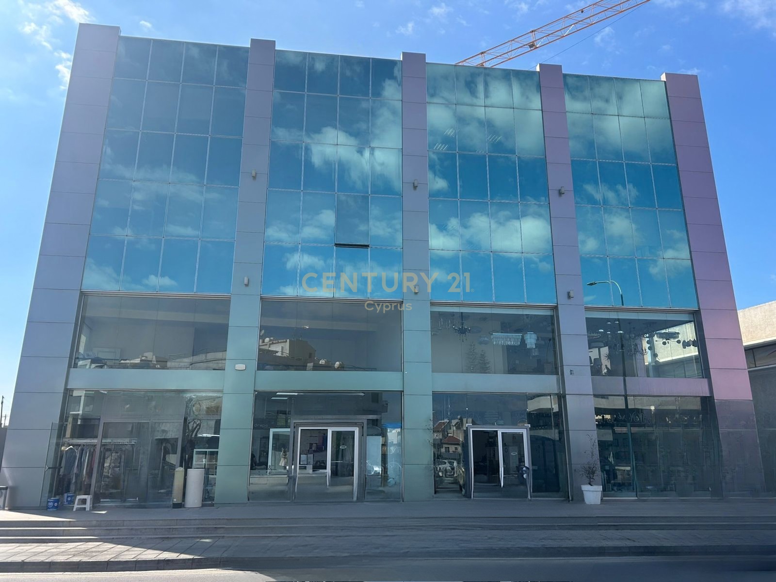 248m2 Bureau à Mesa Geitonia, Limassol, Chypre No. 55125