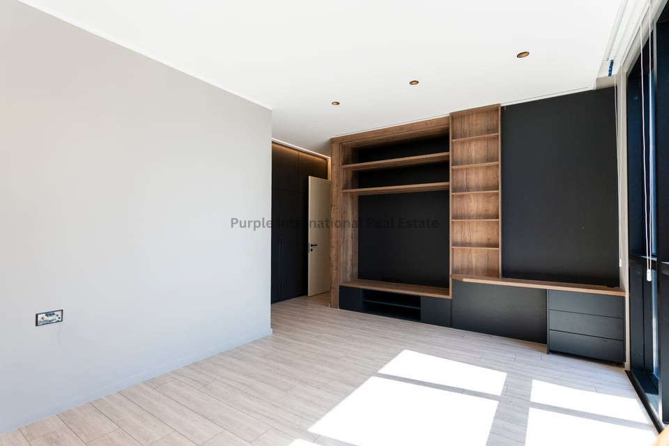 6 bedrooms Villa in Germasogeia, Limassol, Cyprus No. 52493