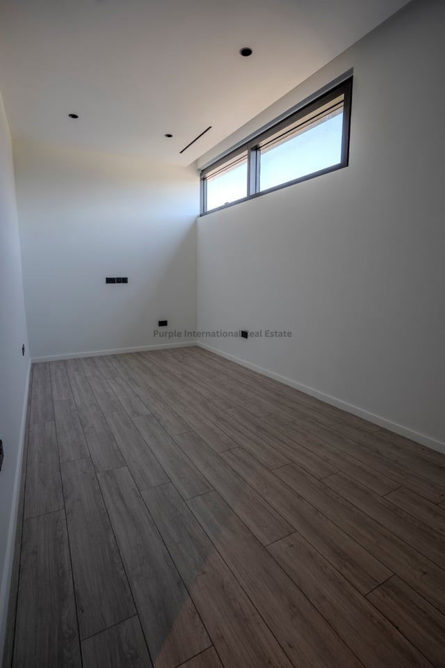 6 bedrooms Villa in Germasogeia, Limassol, Cyprus No. 52493