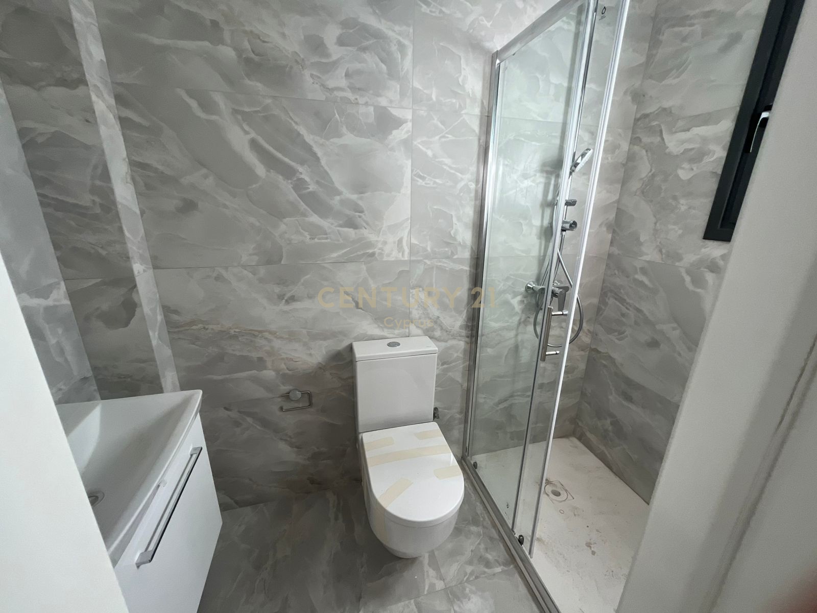 2 dormitorios Apartamento en Agios Athanasios, Limassol, Chipre No. 54292