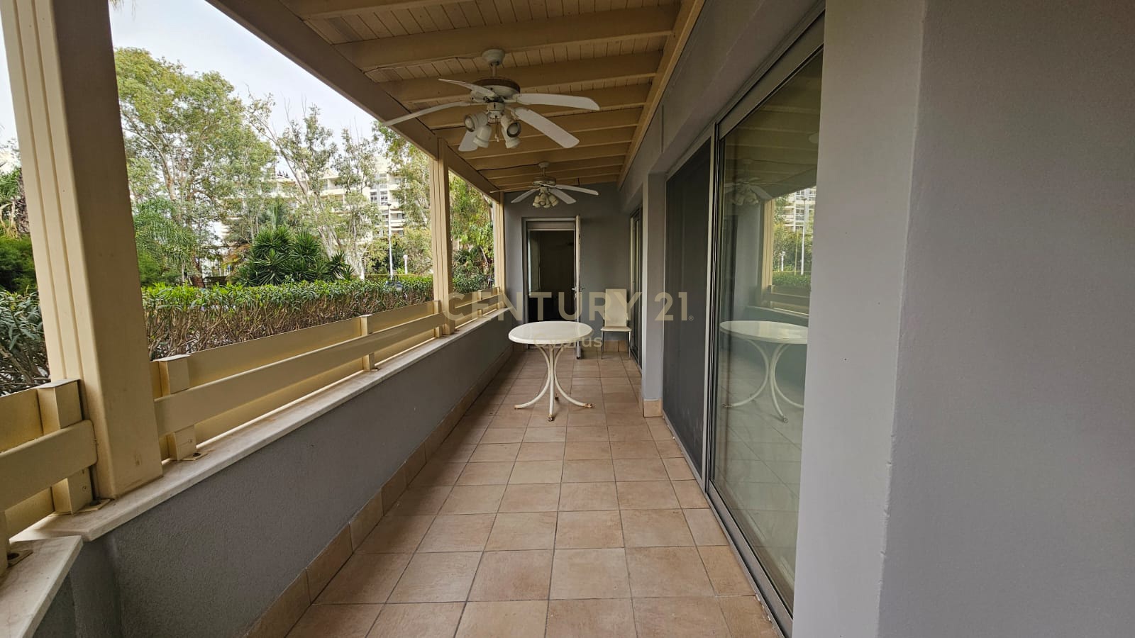 3 bedrooms Apartment in Germasogeia, Limassol, Cyprus No. 53404