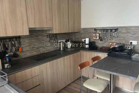2 dormitorios Apartamento en Agios Tychonas, Limassol, Chipre No. 57213