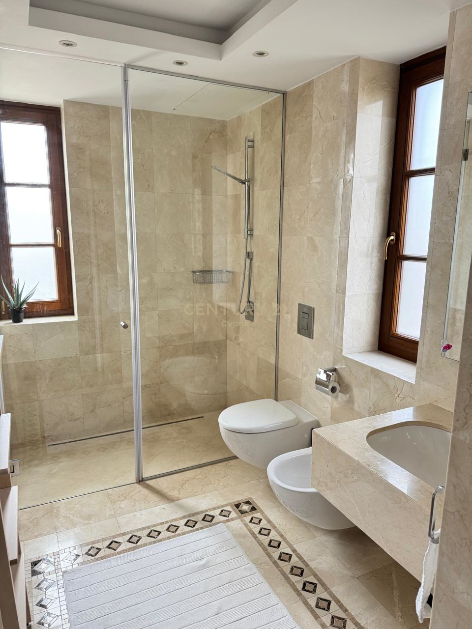 3 bedrooms Penthouse in Germasogeia, Limassol, Cyprus No. 54135