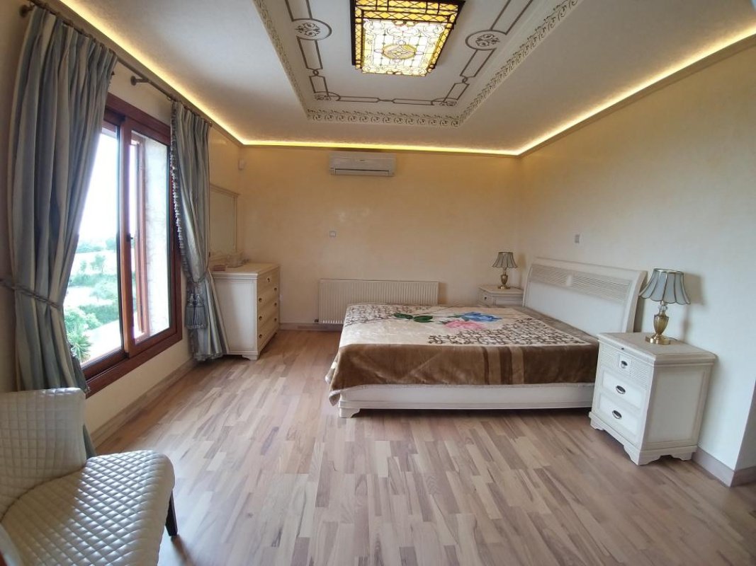 4 bedrooms Villa in Paphos, Cyprus No. 38426
