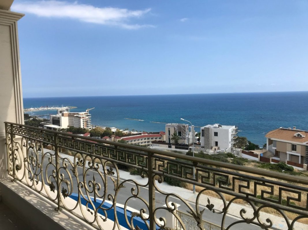 4 chambres Villa à Limassol, Chypre No. 38425