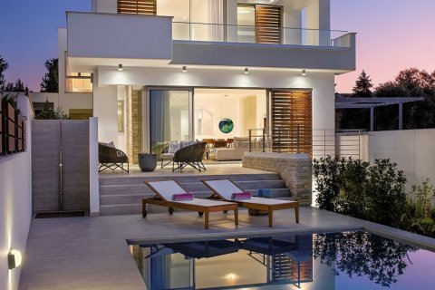 4 bedrooms Villa in Paphos, Cyprus No. 39416