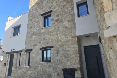 3 dormitorios Maisonette en Pyrgos, Limassol, Chipre No. 53639