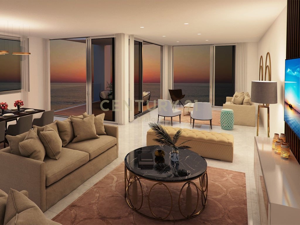 3 bedrooms Apartment in Limassol, Cyprus No. 6598