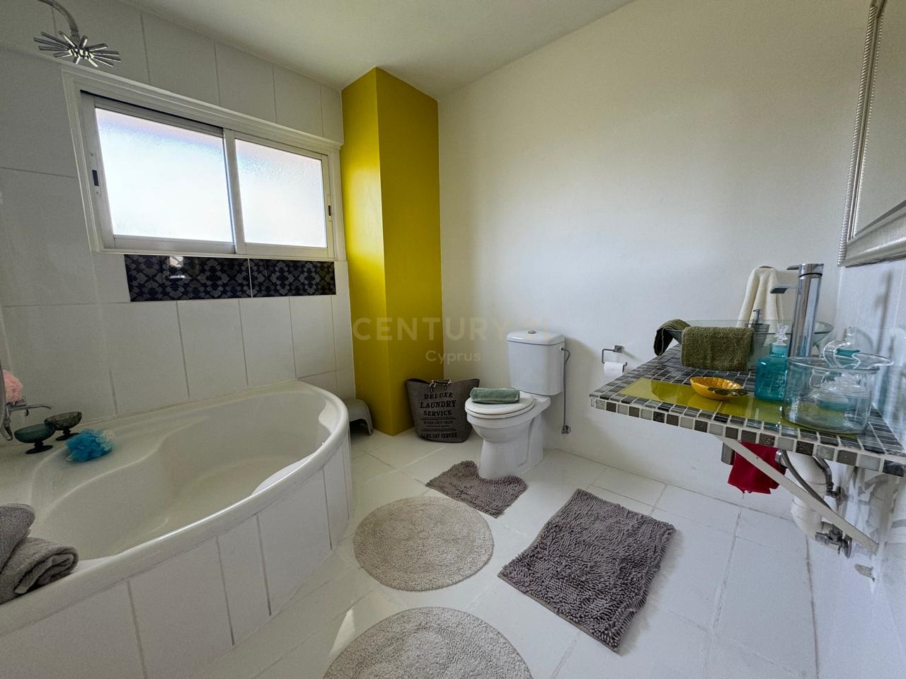 4 dormitorios Villa en Agios Athanasios, Limassol, Chipre No. 25053