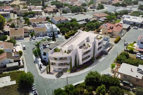 2 bedrooms Penthouse in Dromolaxia, Larnaka, Cyprus No. 48474