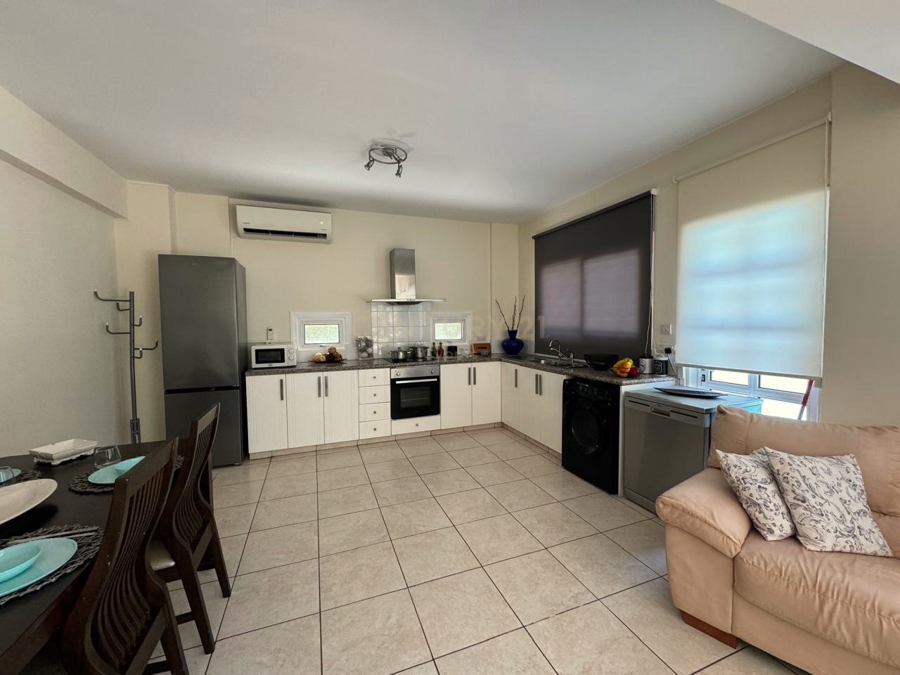4 chambres Villa à Agios Athanasios, Limassol, Chypre No. 55870