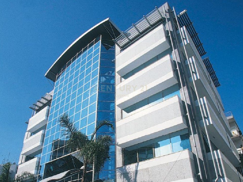 965m2 Bureau à Limassol, Chypre No. 55871