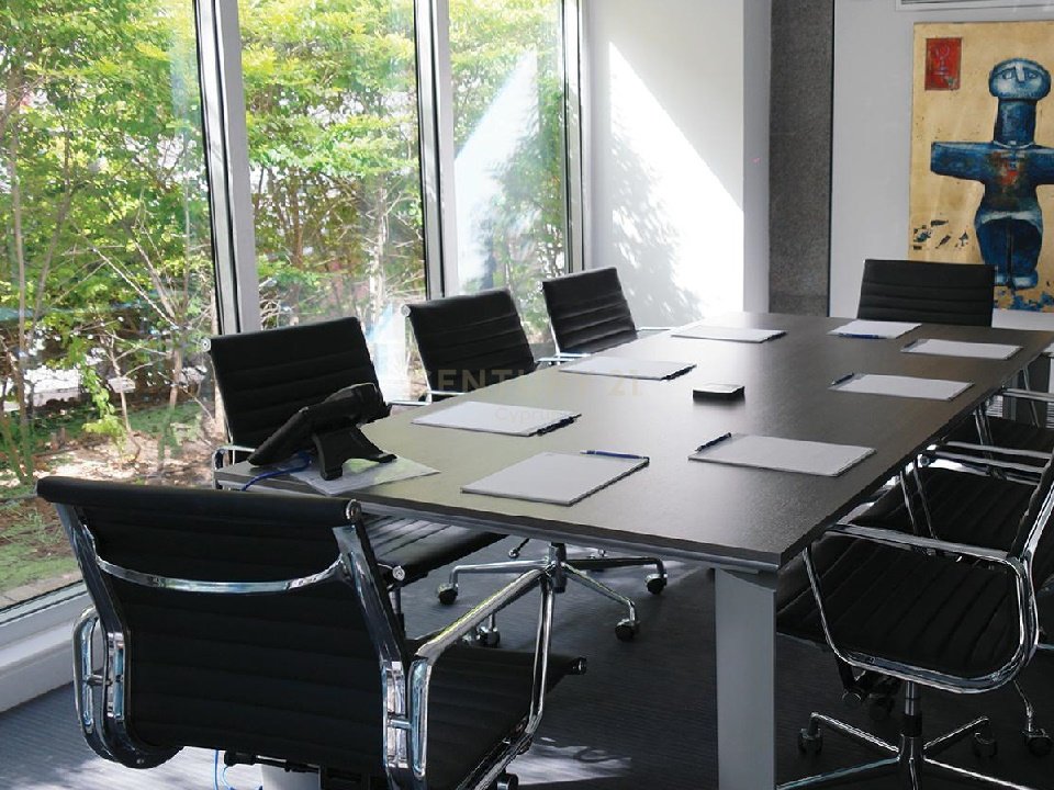 965m2 Bureau à Limassol, Chypre No. 55871