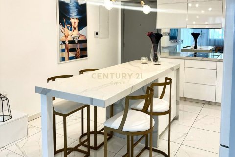 2 dormitorios Apartamento en Limassol, Chipre No. 57205