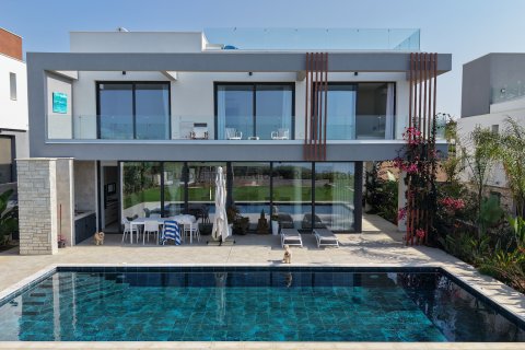 4 bedrooms Villa in Tala, Paphos, Cyprus No. 39255