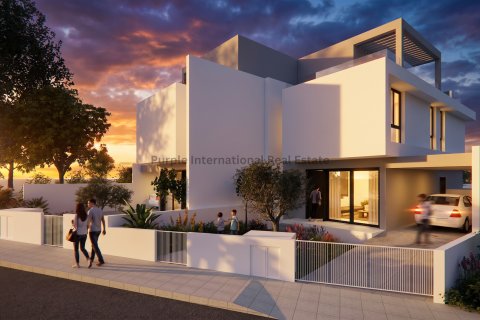 3 bedrooms Villa in Oroklini, Larnaka, Cyprus No. 51980