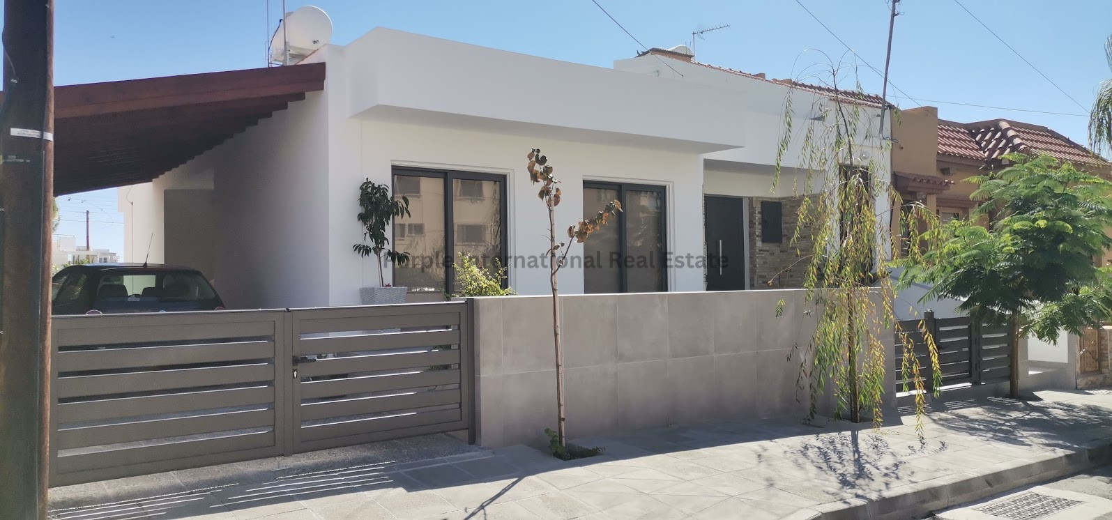 3 bedrooms Bungalow in Larnaca, Larnaka, Cyprus No. 51983