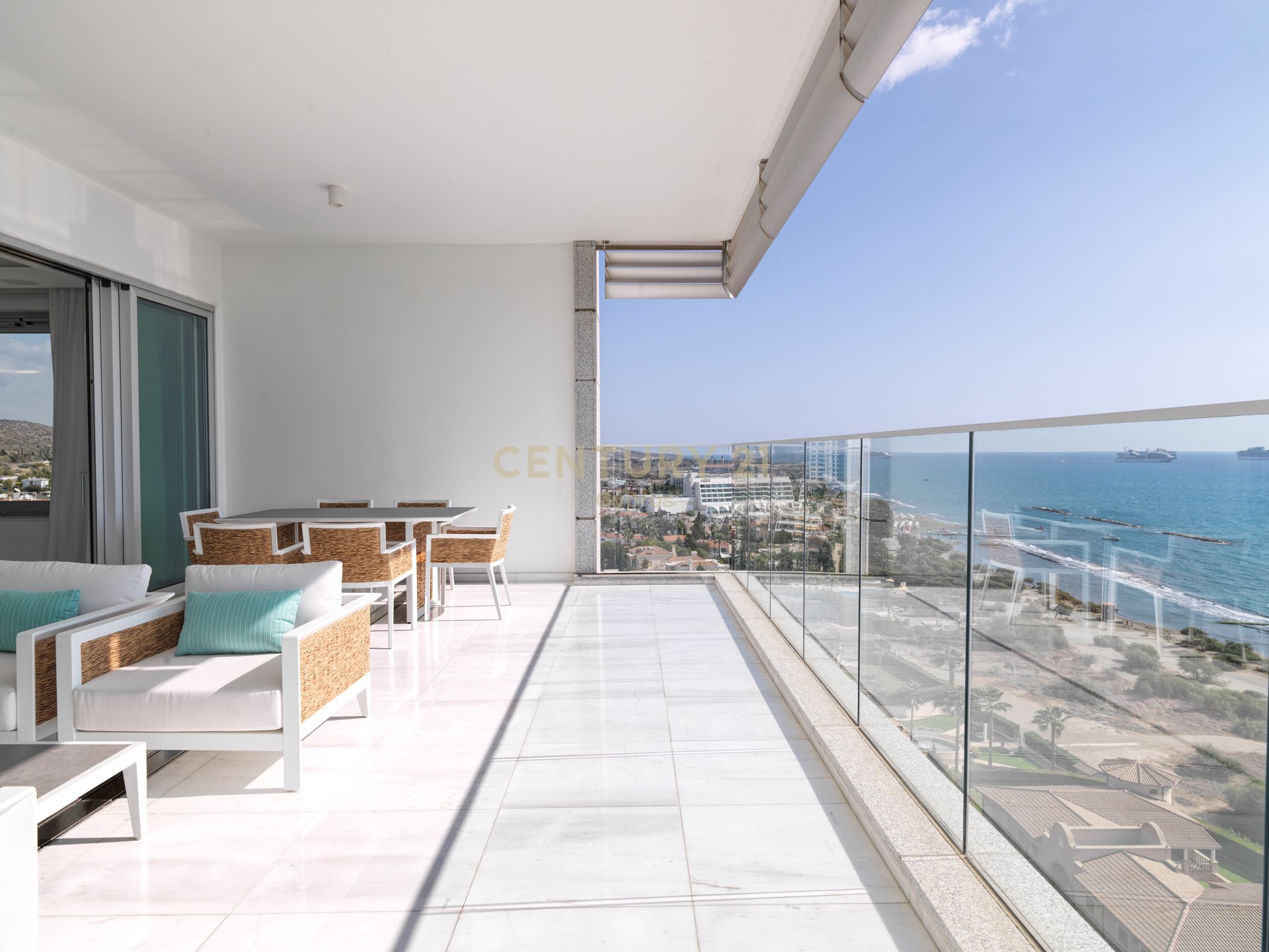 3 bedrooms Apartment in Pyrgos, Limassol, Cyprus No. 55184