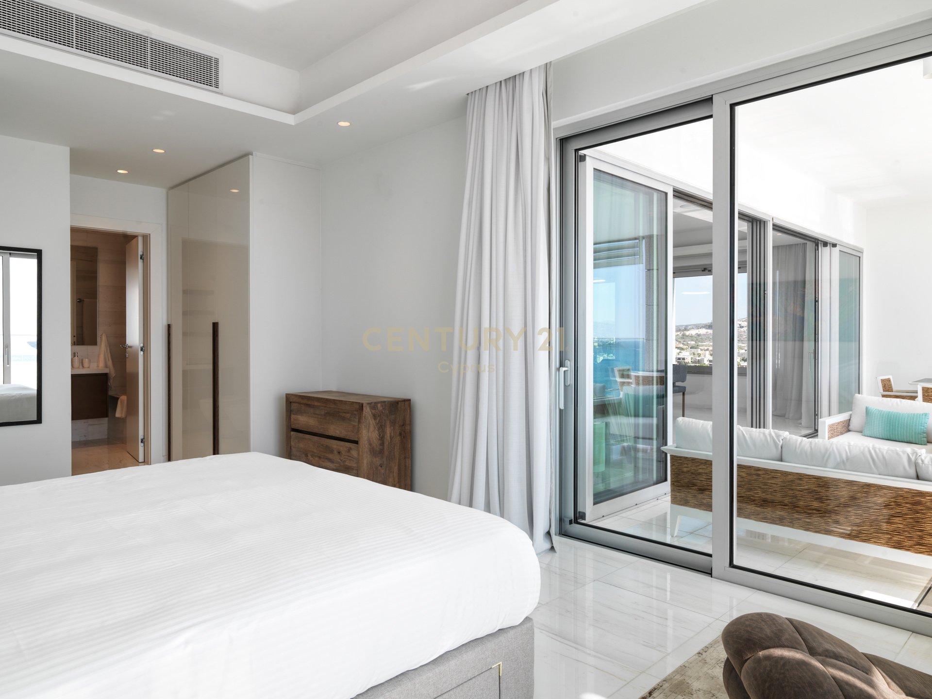 3 bedrooms Apartment in Pyrgos, Limassol, Cyprus No. 55184