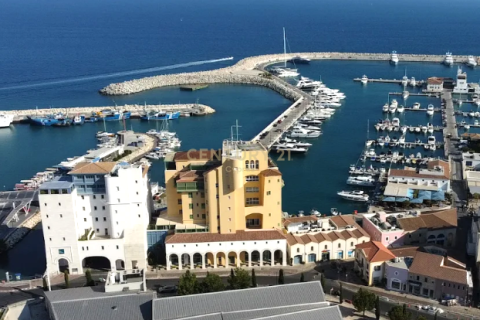 3 bedrooms Penthouse in Limassol, Cyprus No. 53846